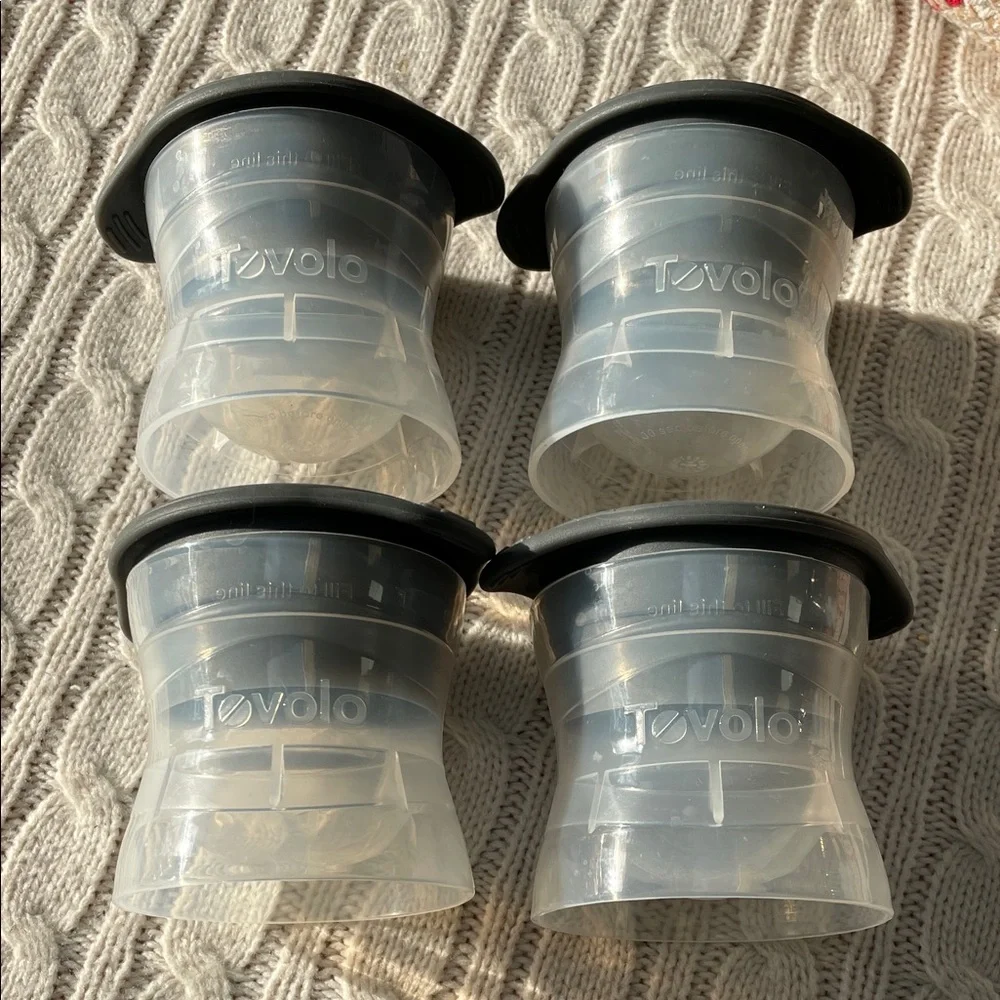 4 Tovolo Clear/Gray plastic/silicon Ice Molds create 2.5” spheres, bar cocktails